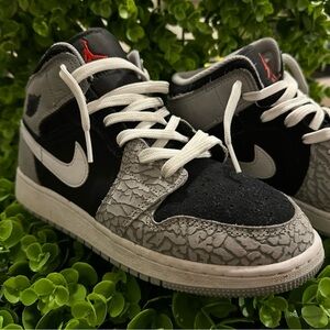 Nike Black and Gray Sneakers with Elephant Print